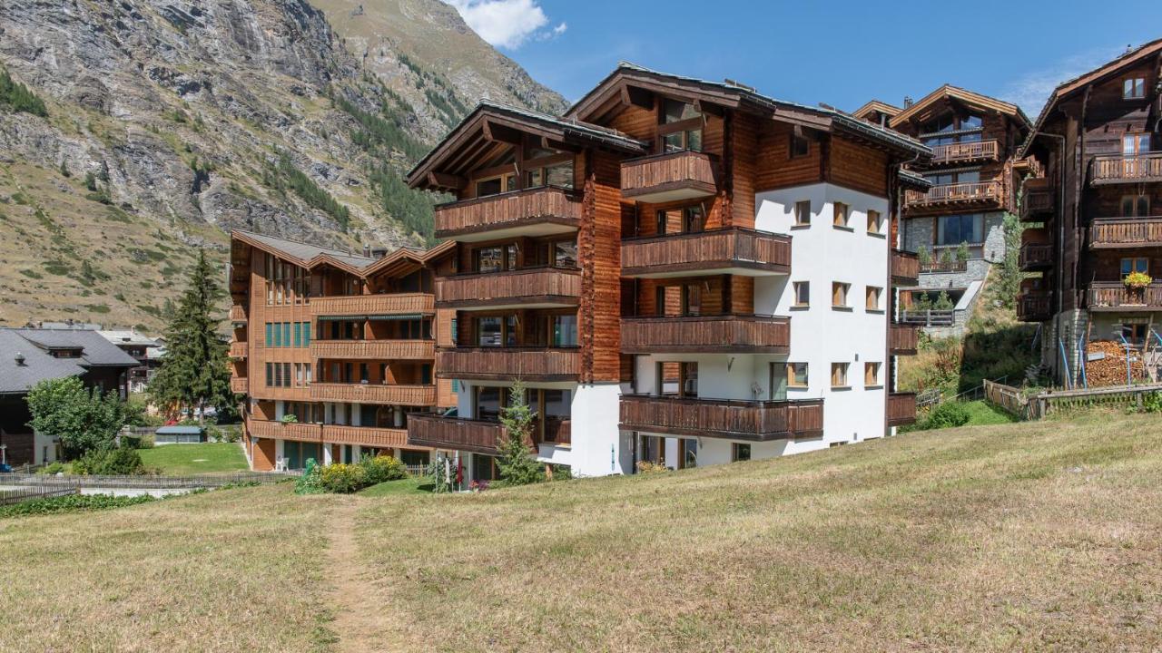 Chez Nous Zermatt Apartment ภายนอก รูปภาพ