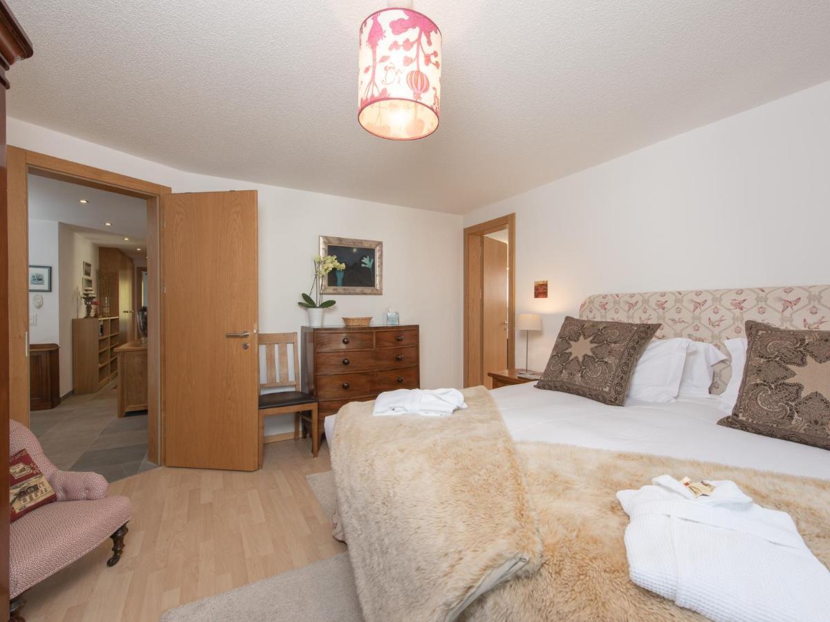 Chez Nous Zermatt Apartment ภายนอก รูปภาพ