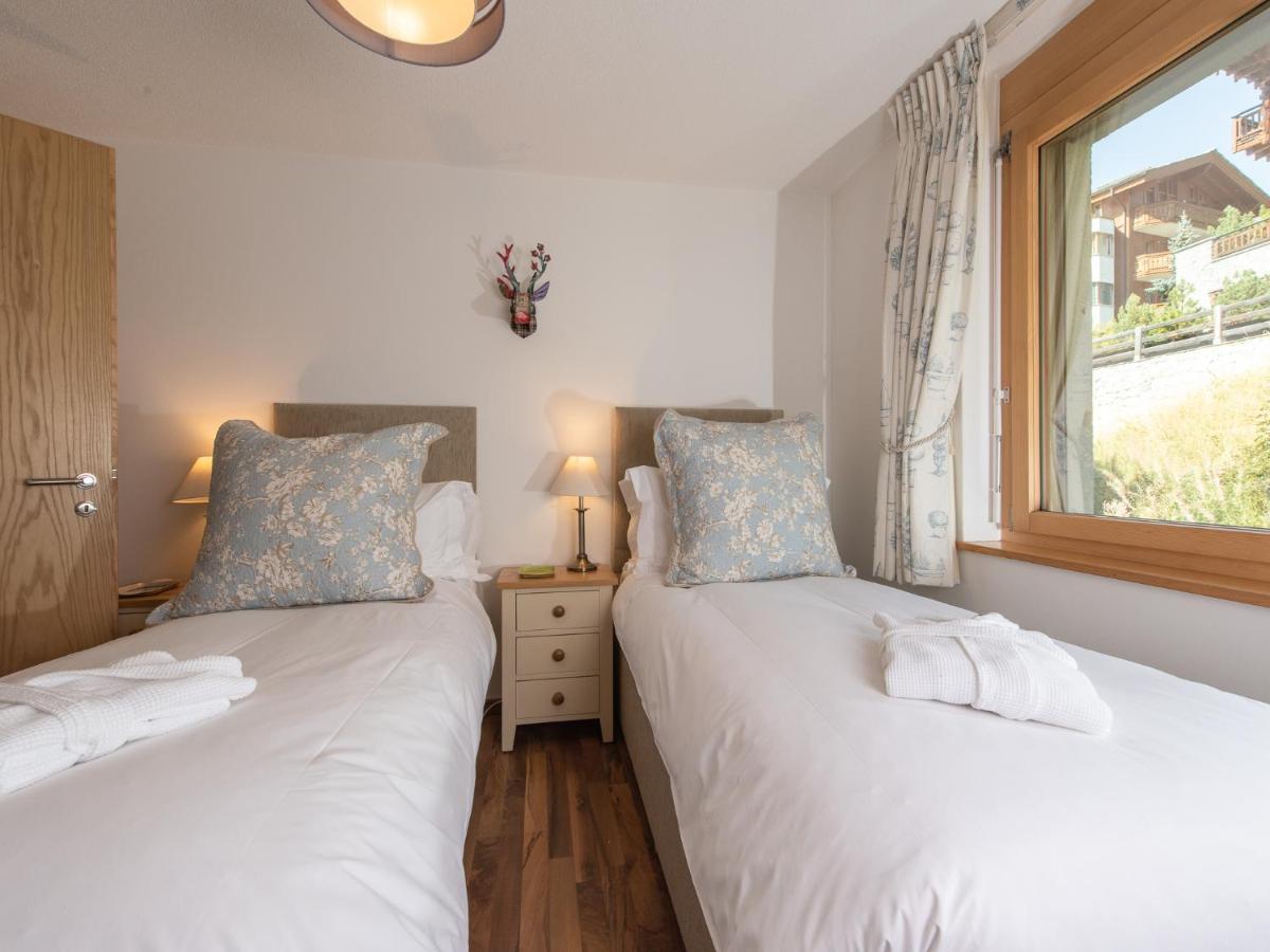 Chez Nous Zermatt Apartment ภายนอก รูปภาพ
